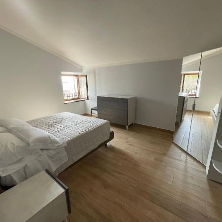 Charming 1-Bed Apartment In Montepulciano Stazione Εξωτερικό φωτογραφία